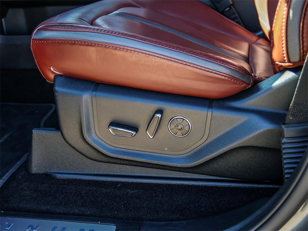 Used 2020 Ford F150 Platinum w/ Equipment Group 701A Luxury image 30