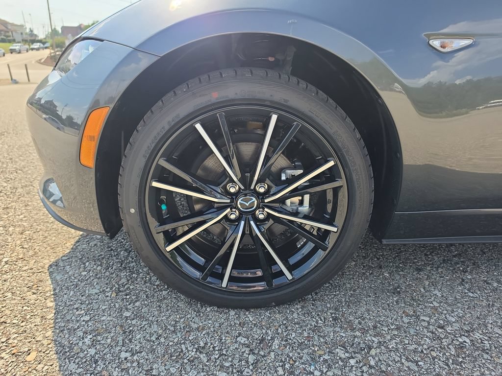 New 2026 MAZDA MX-5 Miata Grand Touring w/ Weather Package RWD image 17