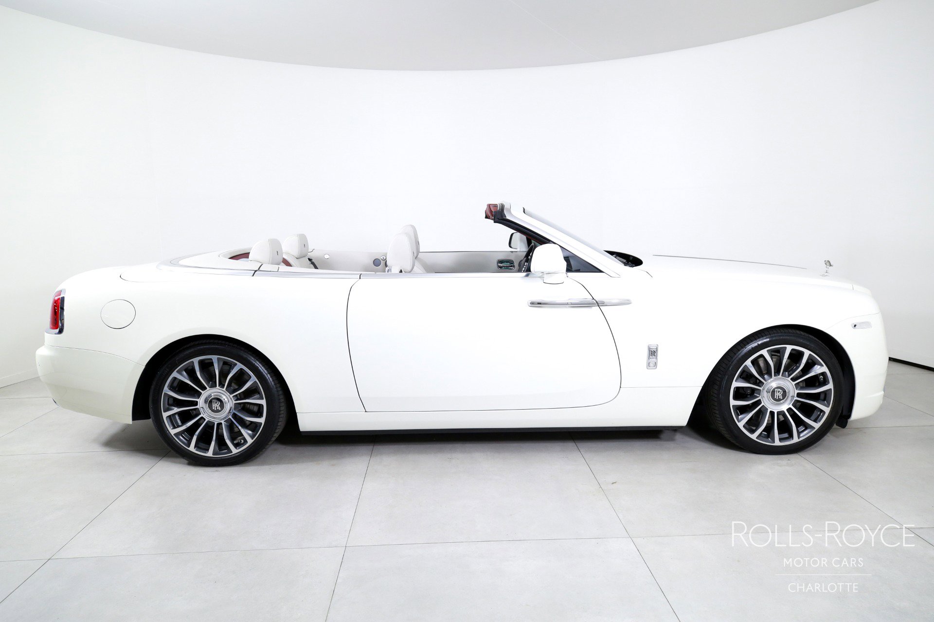 Certified 2020 Rolls-Royce Dawn image 11