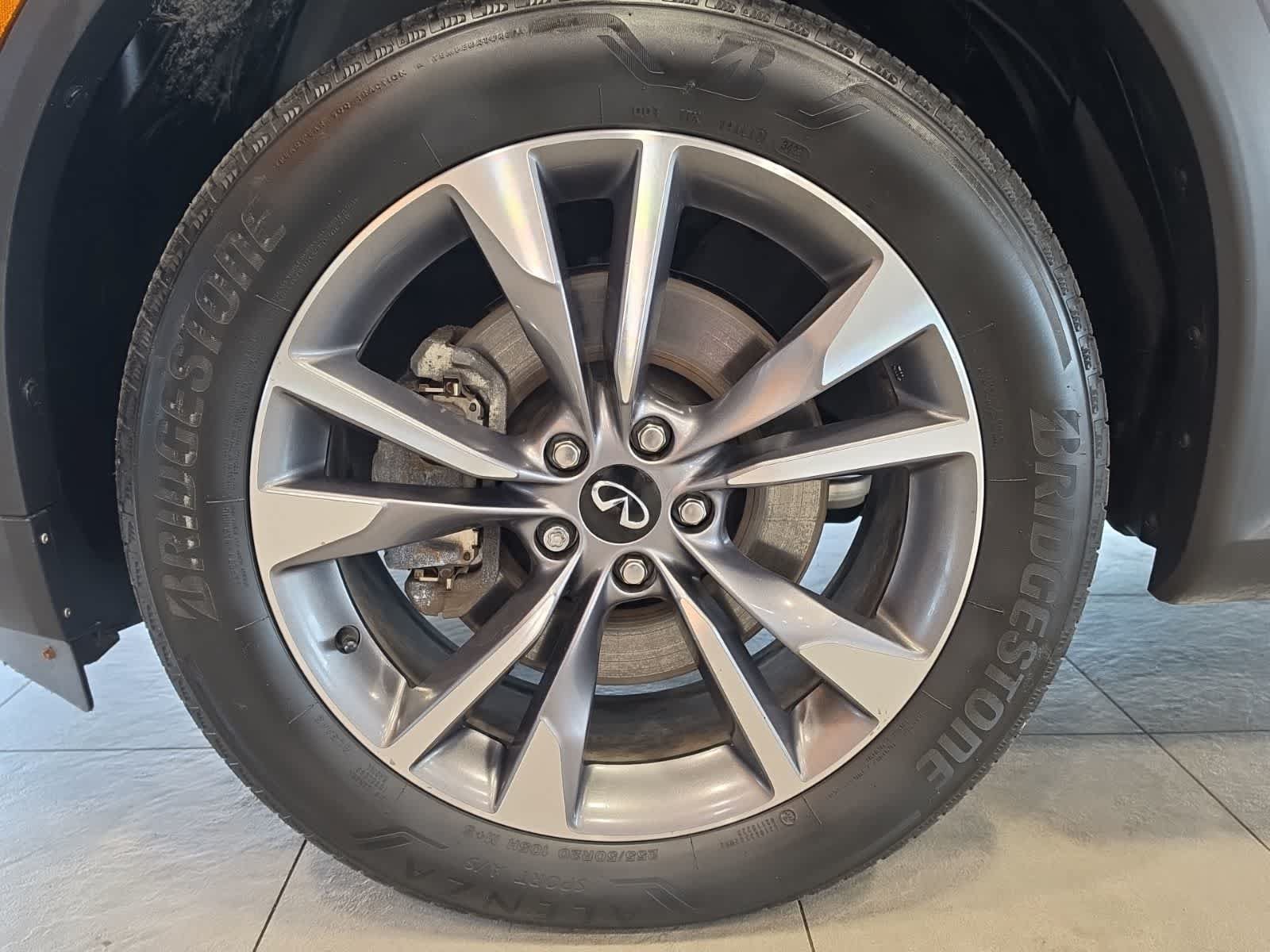 Used 2024 INFINITI QX60 Luxe AWD/4WD image 13