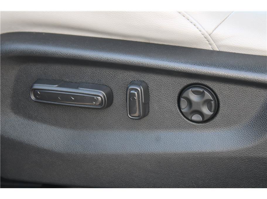 Used 2017 Honda CR-V EX-L image 14