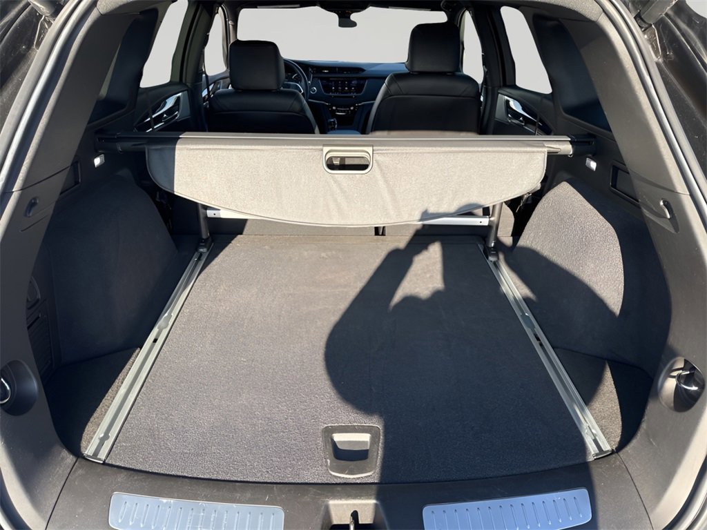 Used 2025 Cadillac XT5 Premium Luxury image 12