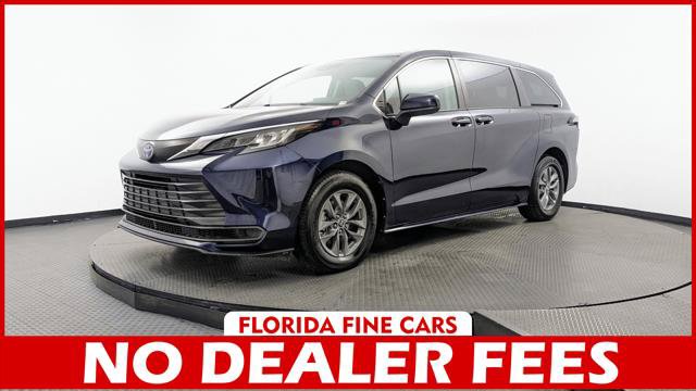 Used 2023 Toyota Sienna LE