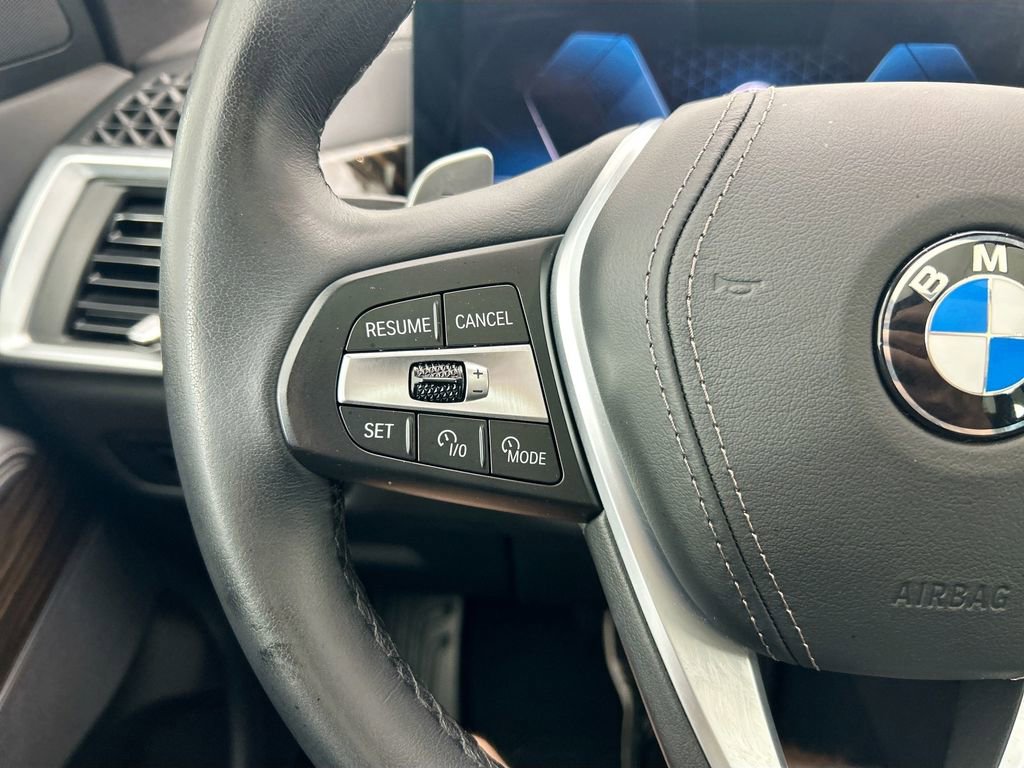 Certified 2025 BMW X5 xDrive40i w/ Parking Assistance Package AWD/4WD image 11