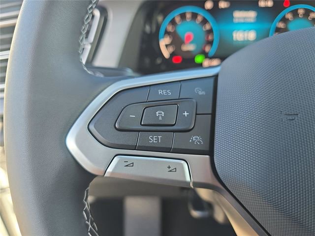 New 2026 Volkswagen Atlas Cross Sport SE image 22