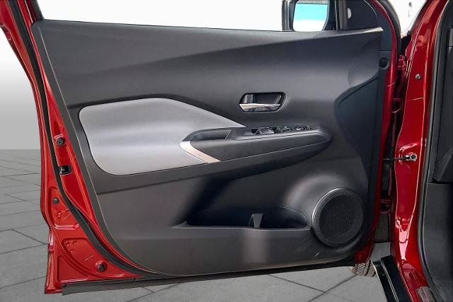Certified 2023 Nissan Kicks SR w/ SR Premium Package FWD image 21