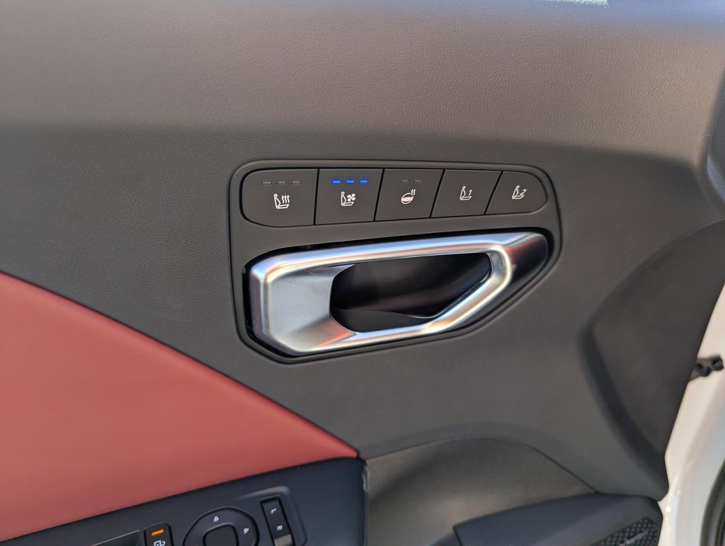 New 2026 Kia K4 GT-Line image 18