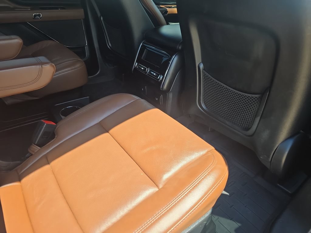 Used 2023 Lincoln Aviator Reserve w/ Elements Package Plus RWD image 11