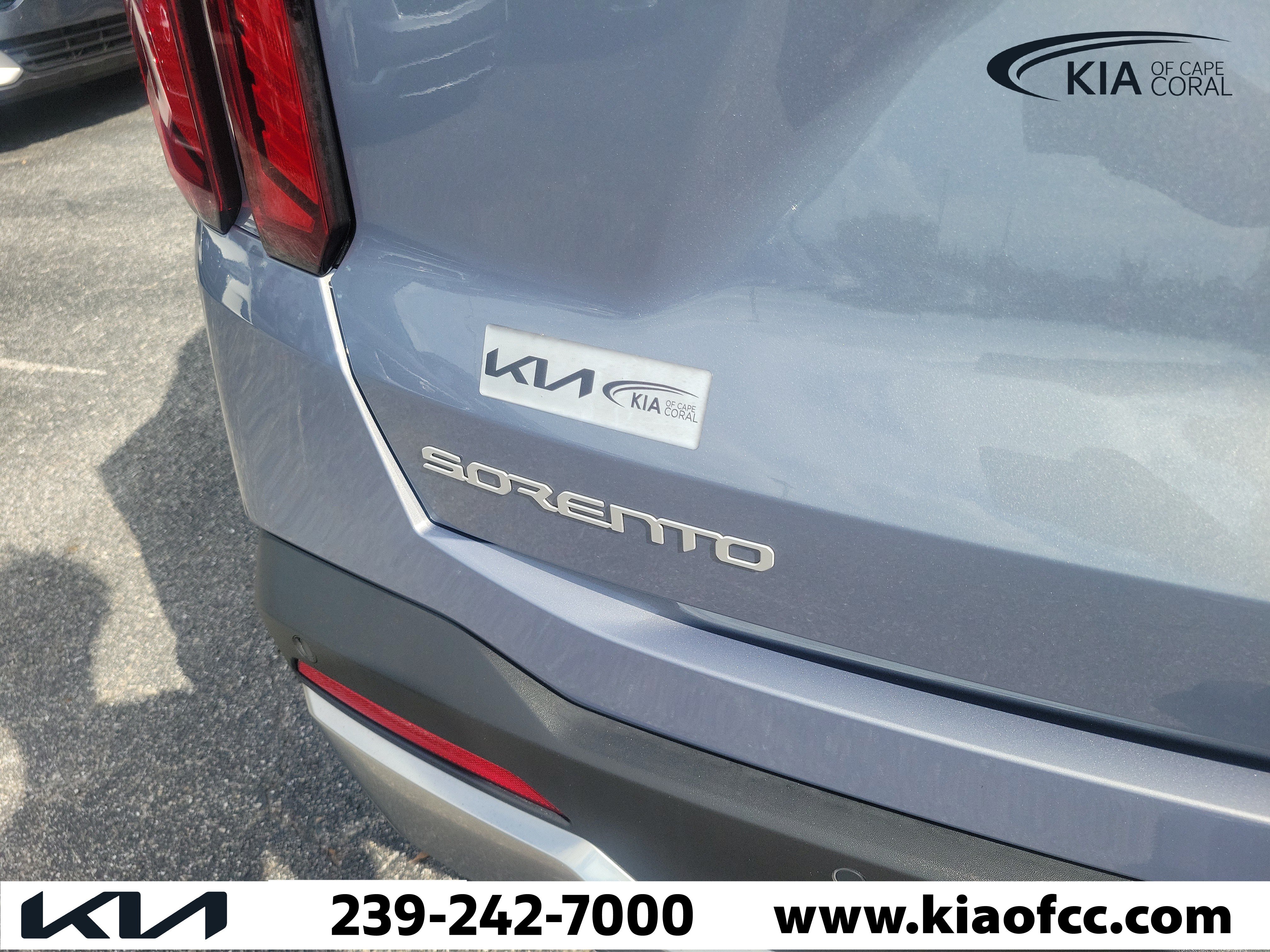 Certified 2025 Kia Sorento S w/ Panoramic Sunroof Package FWD image 11
