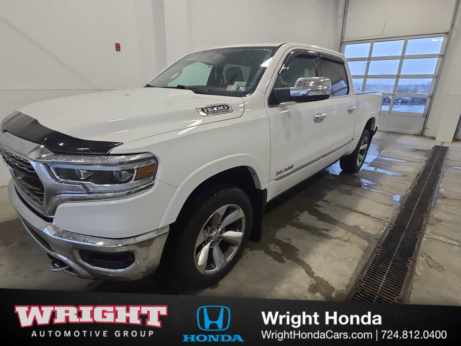 Used 2021 RAM 1500 Limited image 1