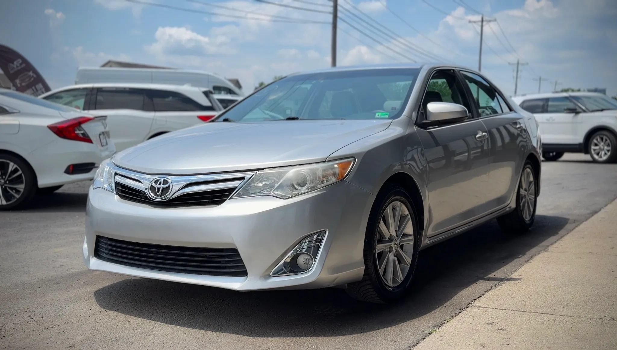 Used 2012 Toyota Camry XLE FWD image 5