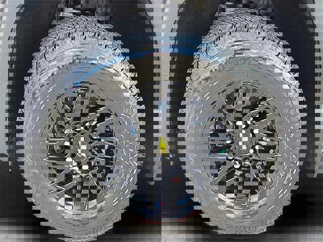 New 2026 Chevrolet Silverado EV LT image 9