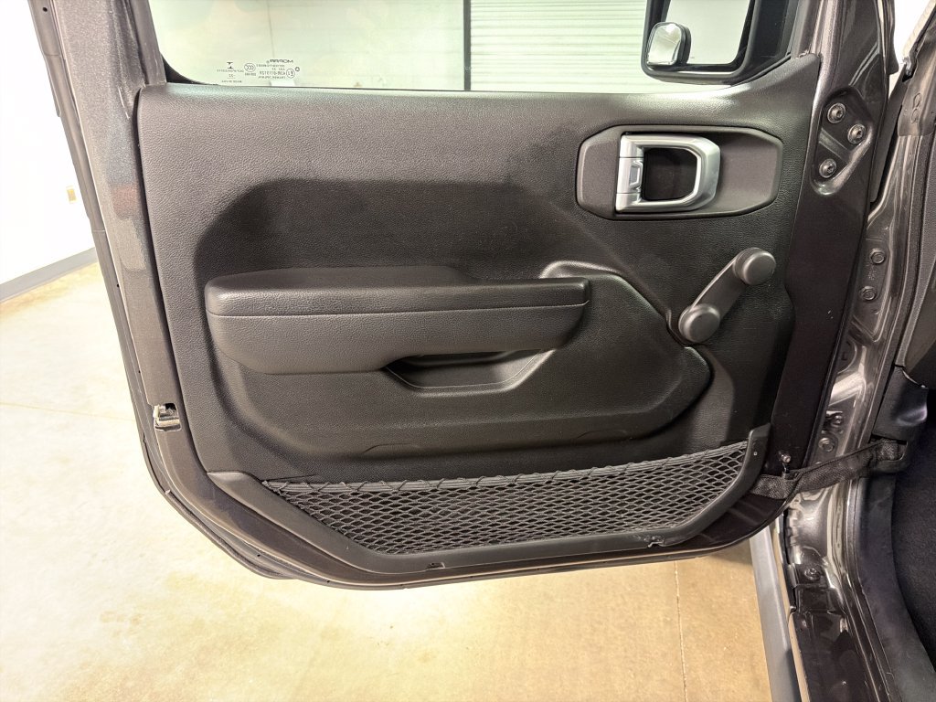 Used 2022 Jeep Wrangler Unlimited Sport AWD/4WD image 23