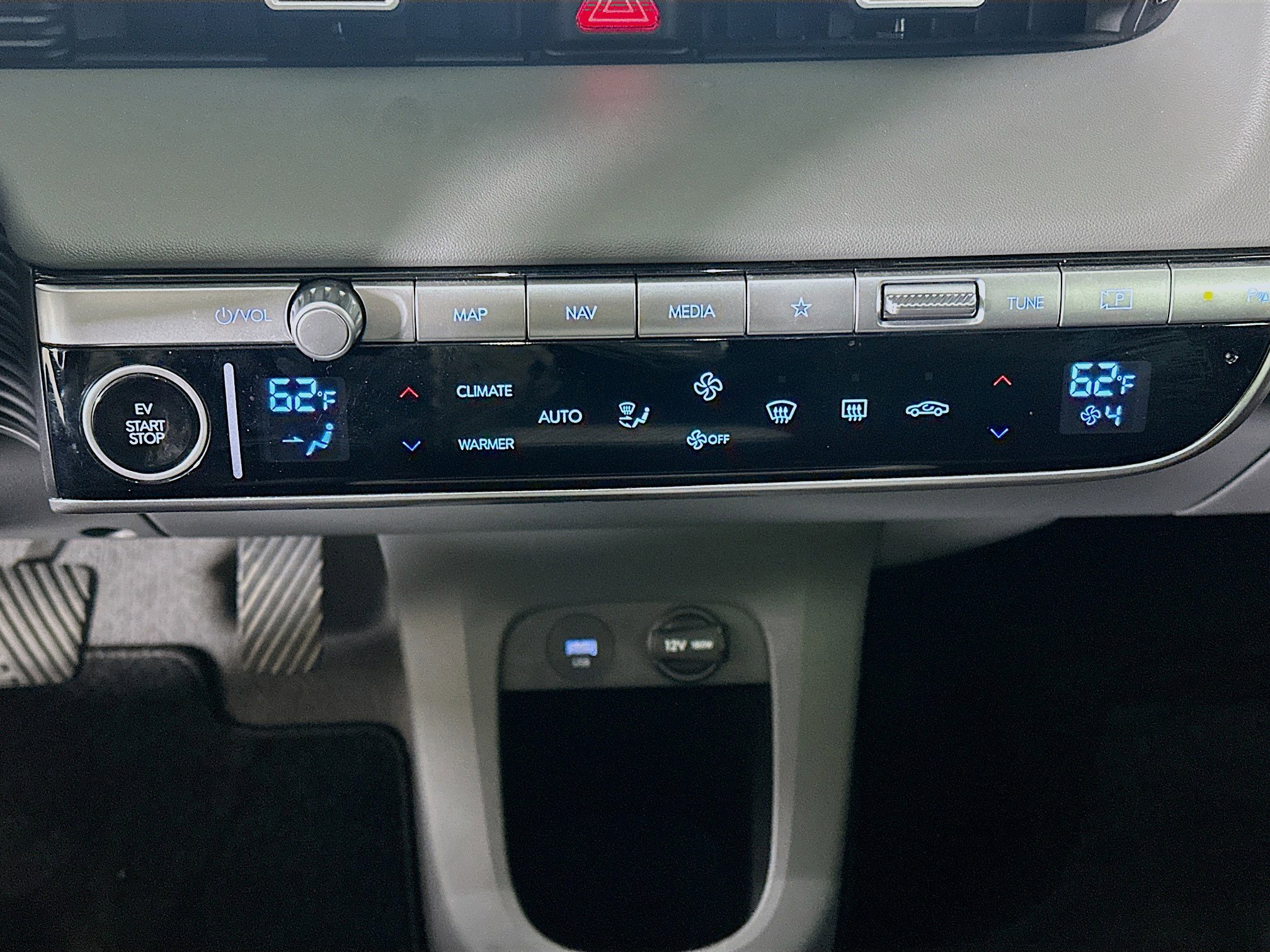 Used 2024 Hyundai Ioniq 5 SEL image 24