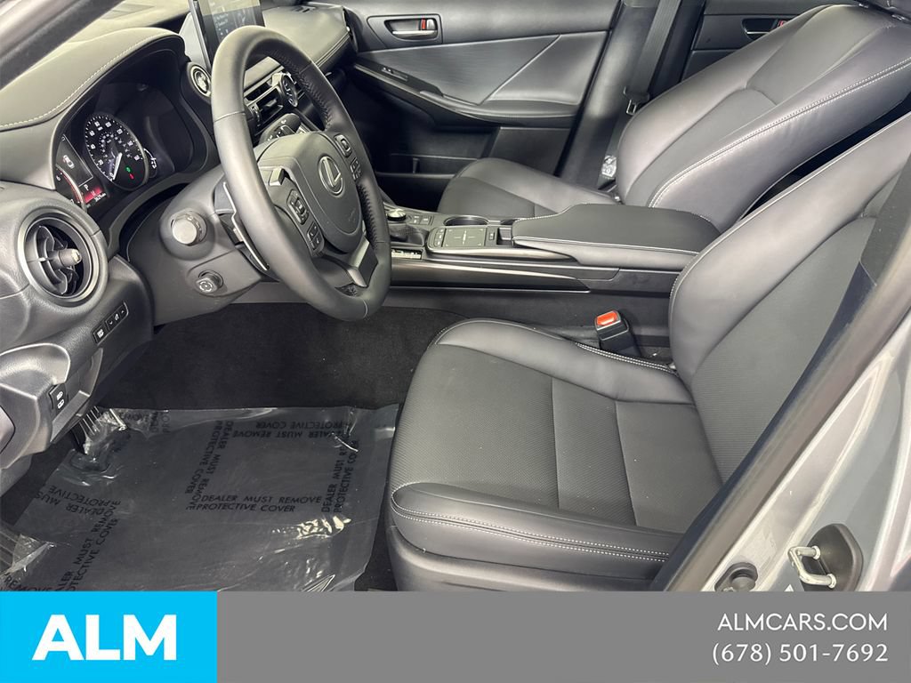 Used 2025 Lexus IS 300 w/ Premium Package RWD image 11