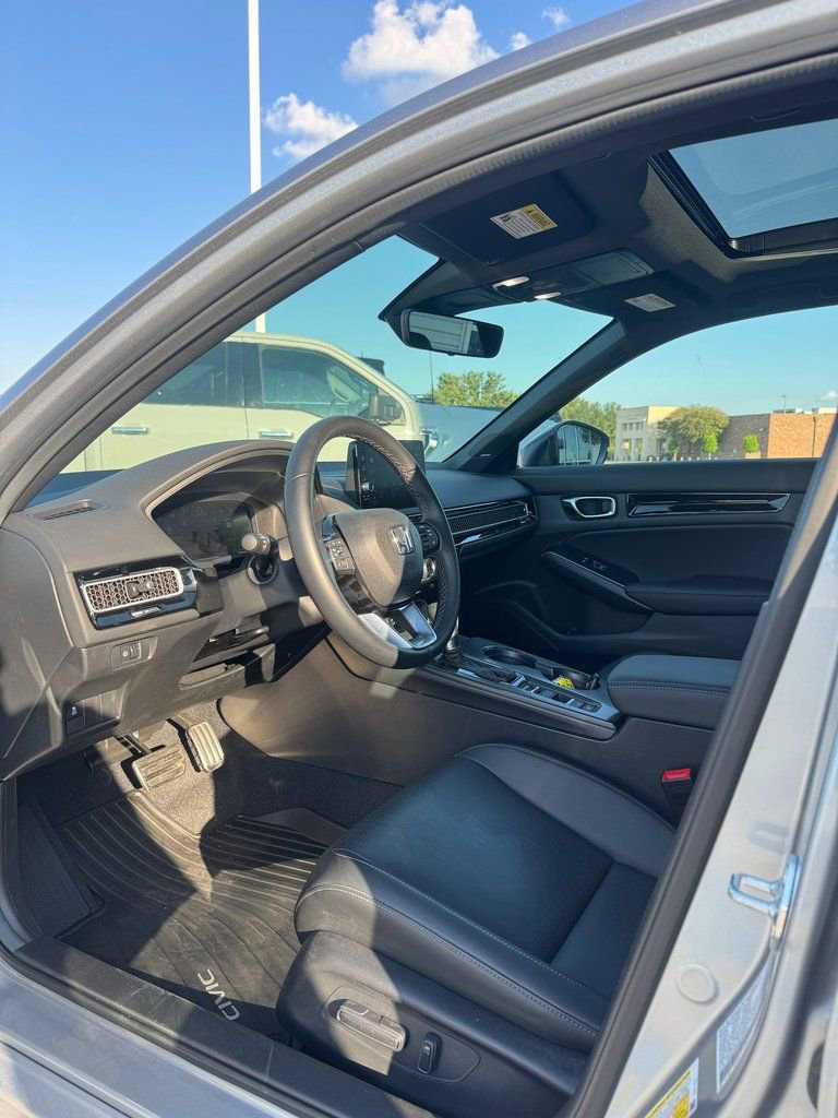 Used 2025 Honda Civic Sport Touring image 10