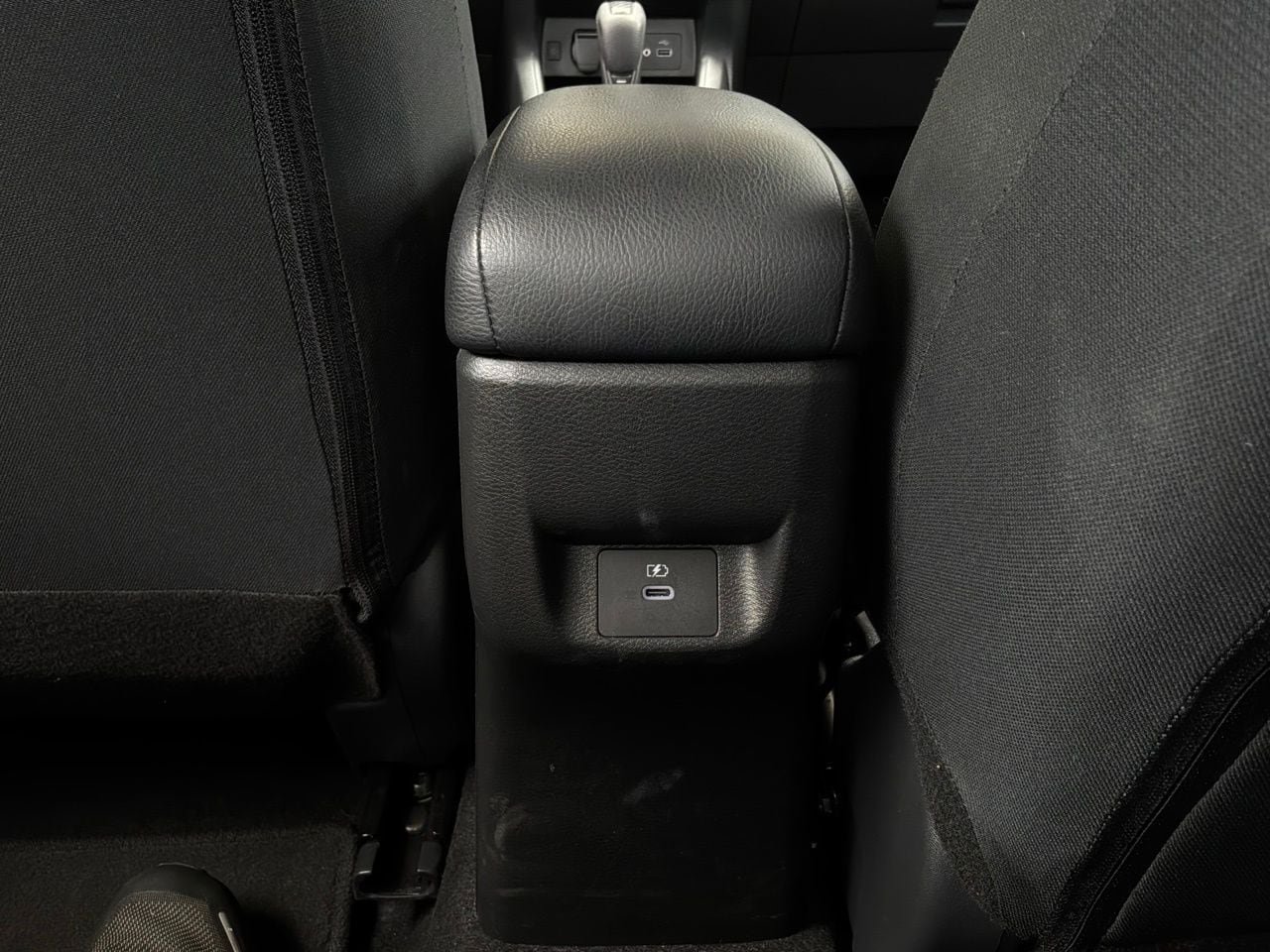 Used 2025 Nissan Versa SV FWD image 13