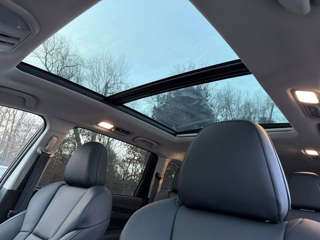 New 2025 Subaru Ascent Limited image 37
