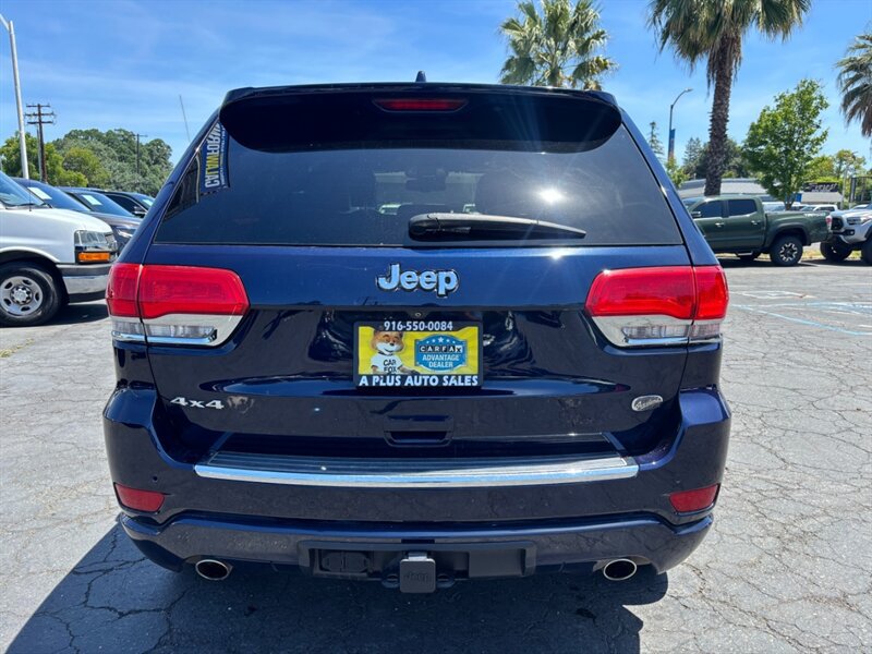 Used 2015 Jeep Grand Cherokee Overland w/ Advanced Technology Group AWD/4WD image 5