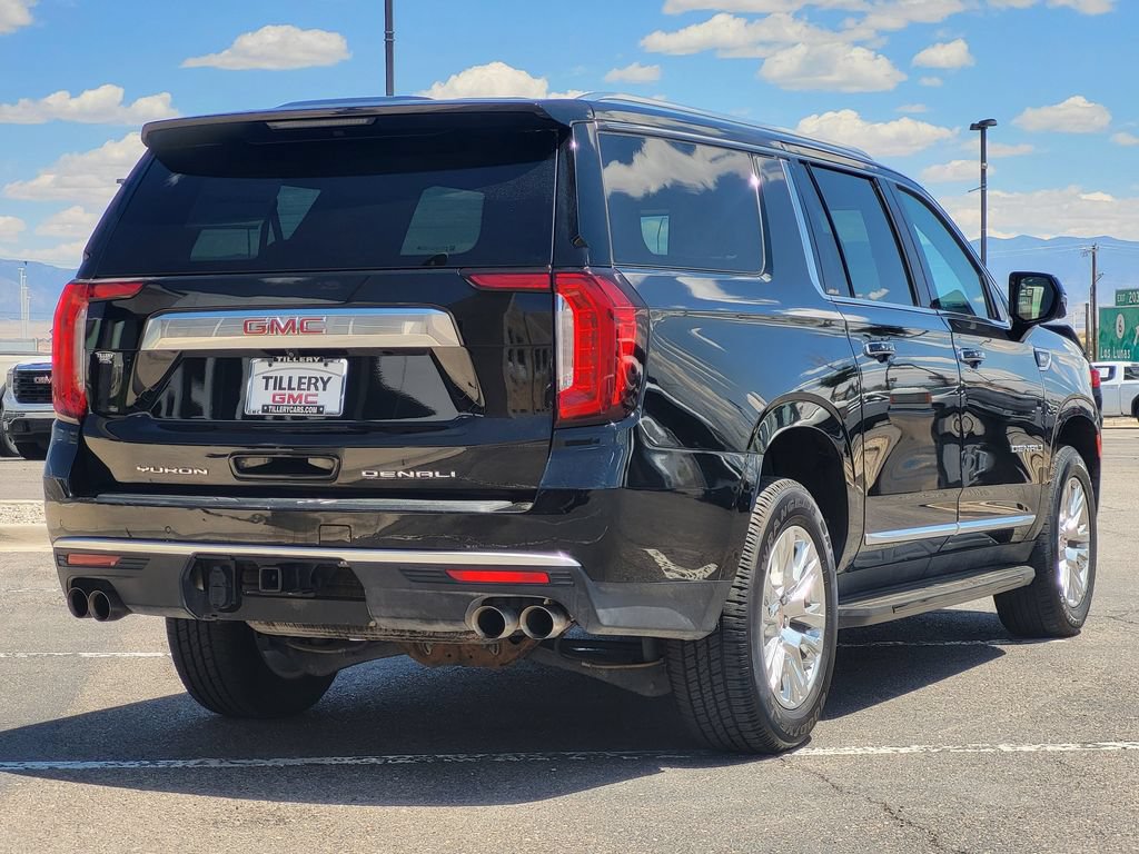 Used 2024 GMC Yukon XL Denali AWD/4WD image 7