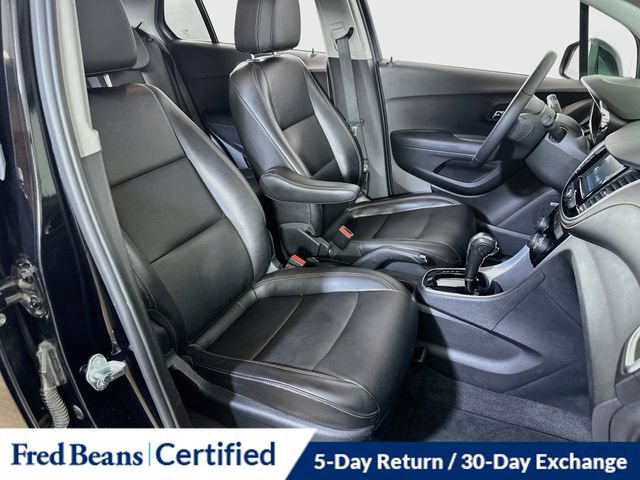 Used 2017 Chevrolet Trax Premier w/ Driver Confidence II Package AWD/4WD image 13