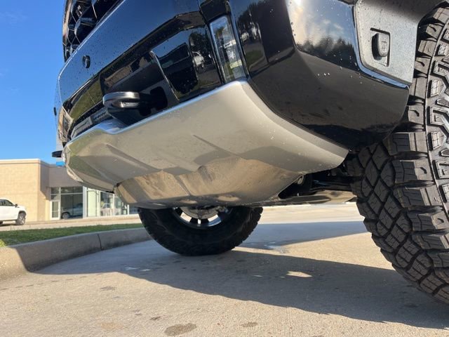 New 2026 Chevrolet Silverado 1500 ZR2 w/ Dark Appearance Package AWD/4WD image 18