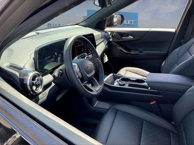 New 2027 Chevrolet Equinox LT w/ Convenience Package II FWD image 9
