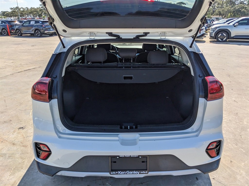 Certified 2022 Kia Niro LXS image 14