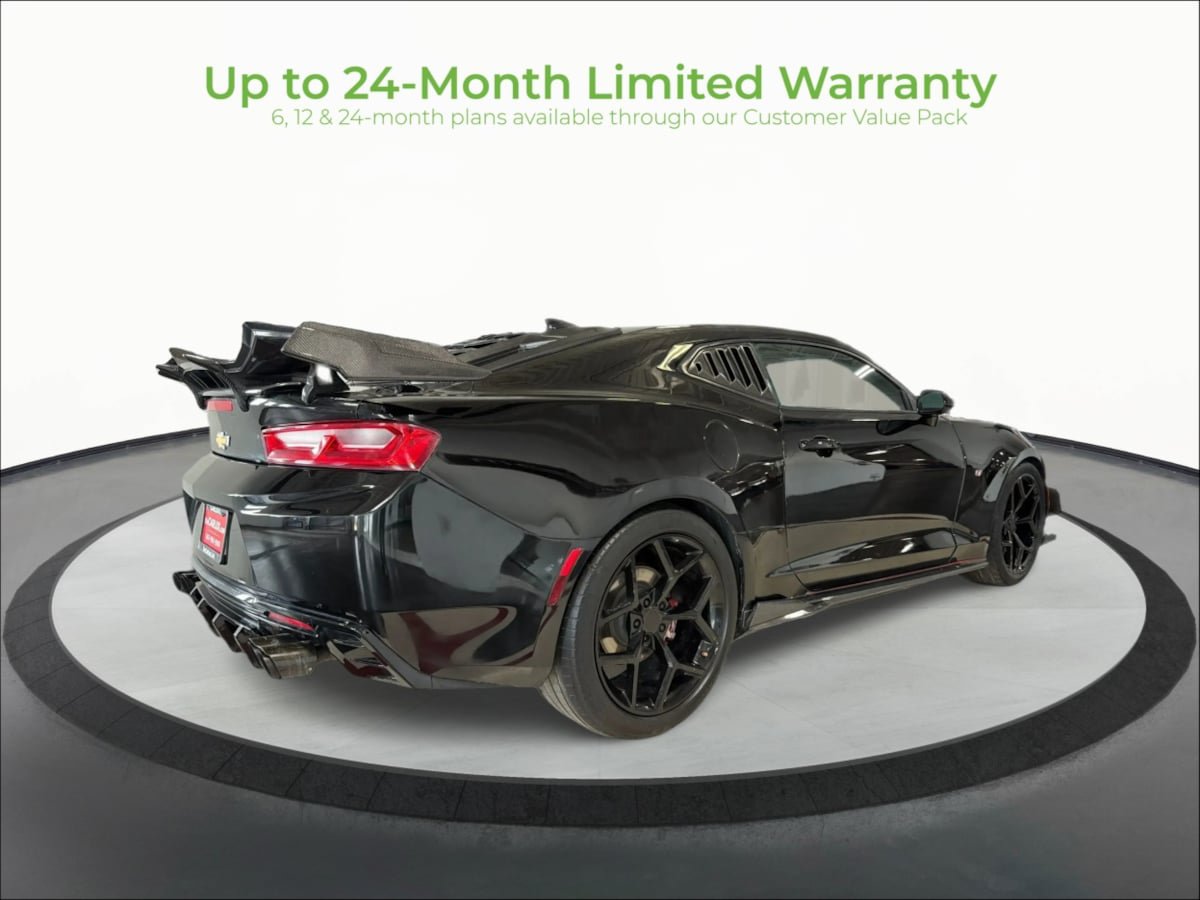 Used 2017 Chevrolet Camaro LT w/ RS Package RWD image 7