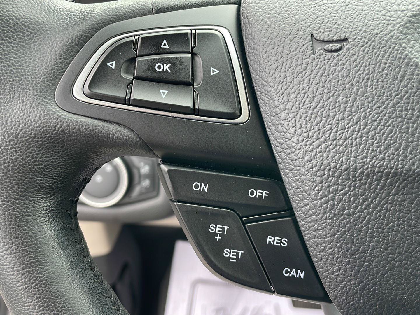 Used 2019 Ford Escape SEL FWD image 15