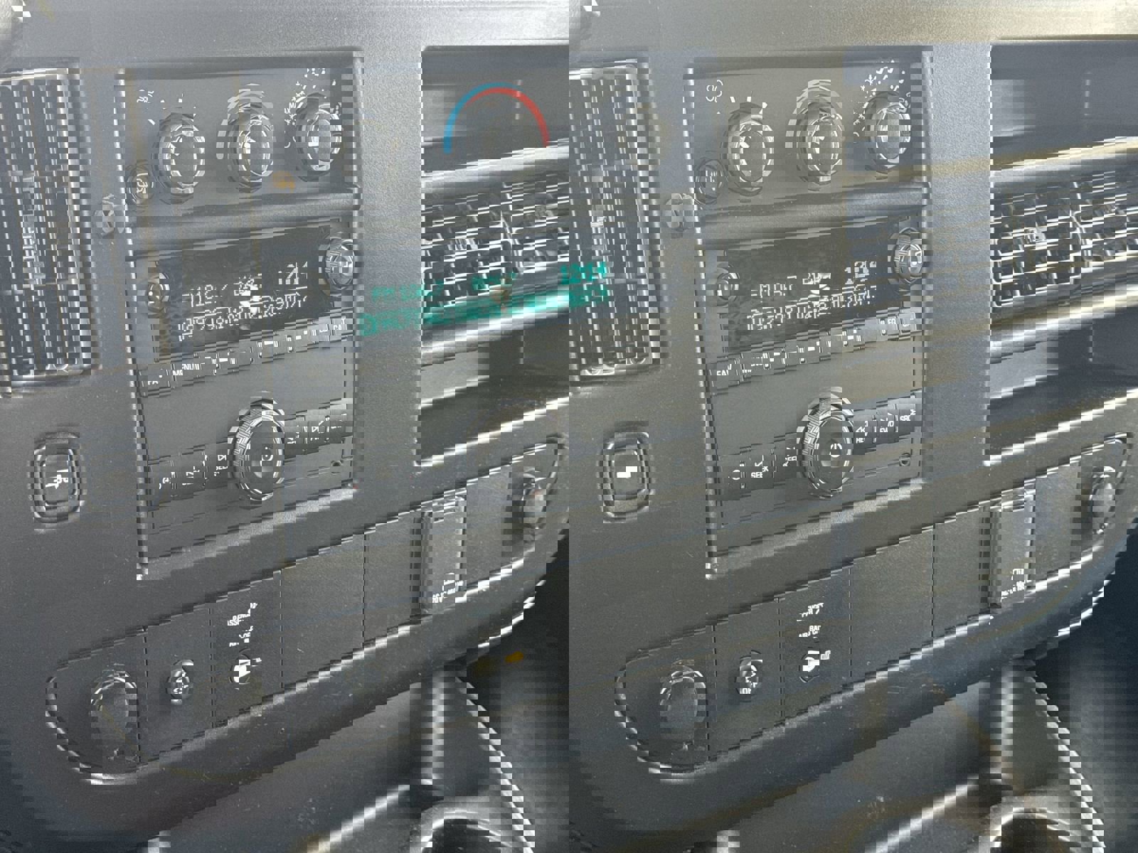 Used 2024 GMC Savana 2500 w/ Driver Convenience Package image 23