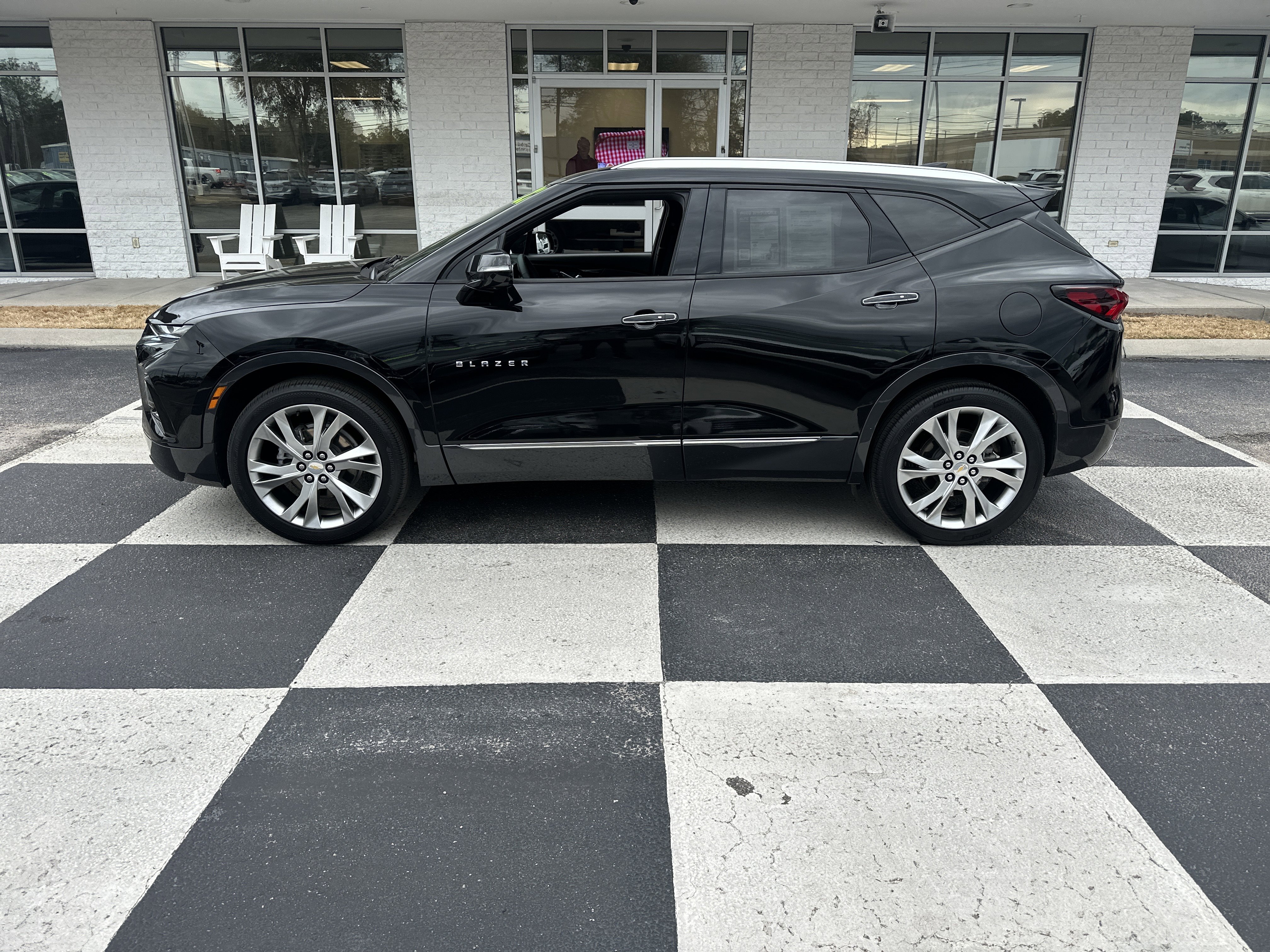 Used 2022 Chevrolet Blazer Premier w/ Driver Confidence II Package image 1