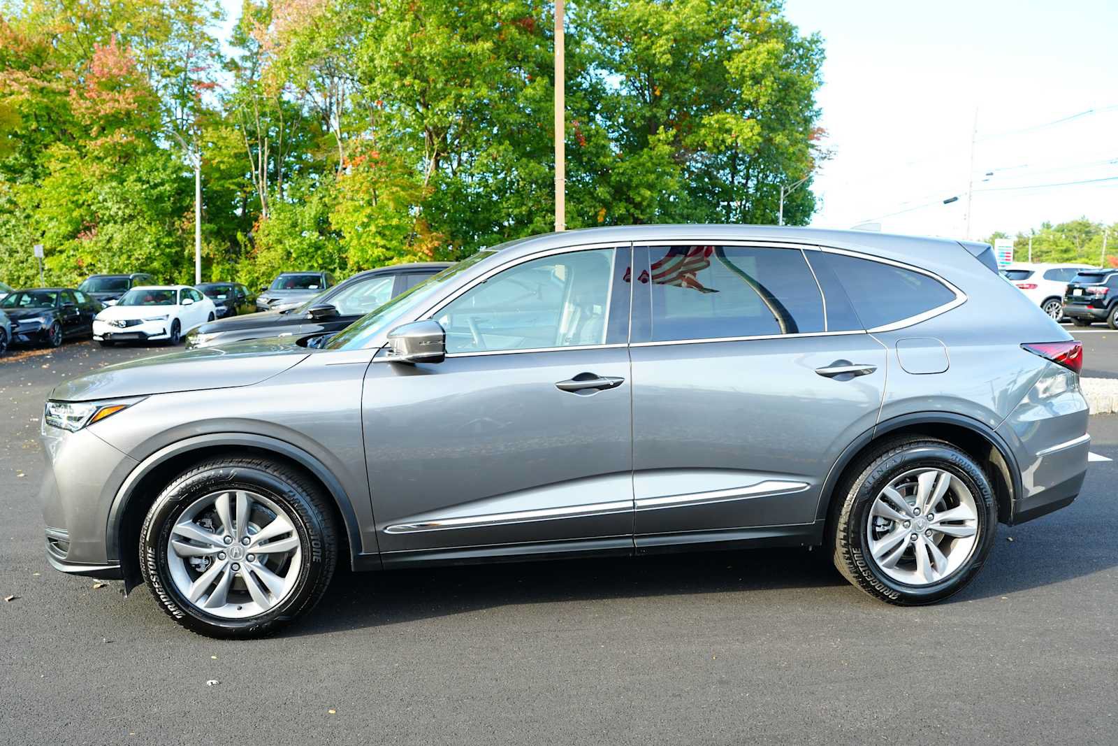 Used 2026 Acura MDX SH-AWD image 4