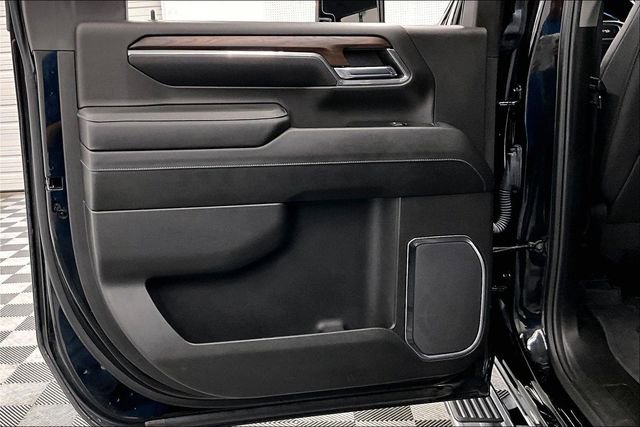 Used 2024 GMC Sierra 2500 SLT w/ SLT Premium Package image 22