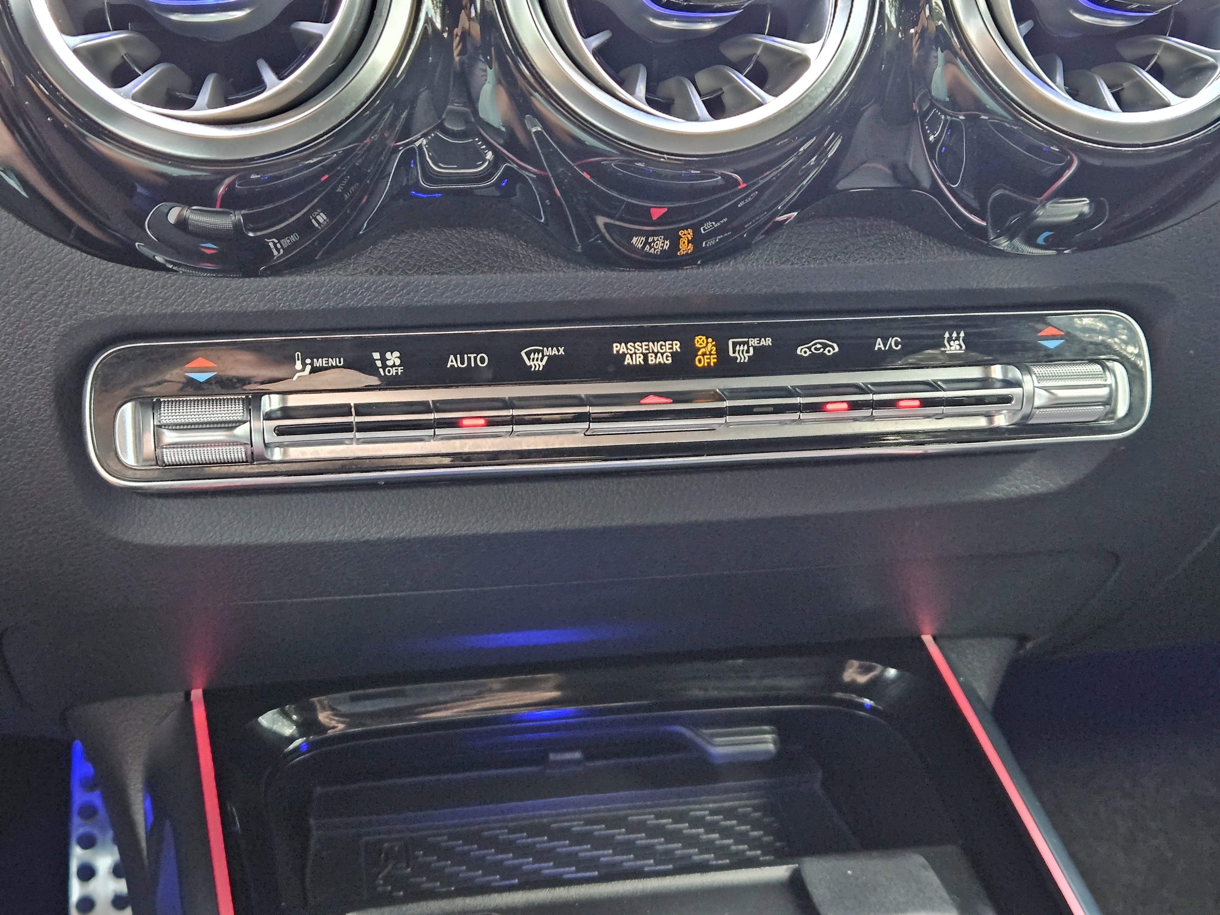 Certified 2023 Mercedes-Benz EQB 300 4MATIC image 20