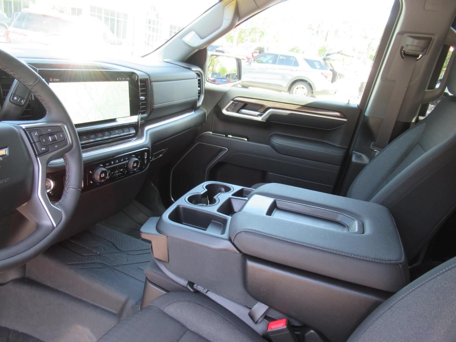 Used 2026 Chevrolet Silverado 1500 LT AWD/4WD image 18