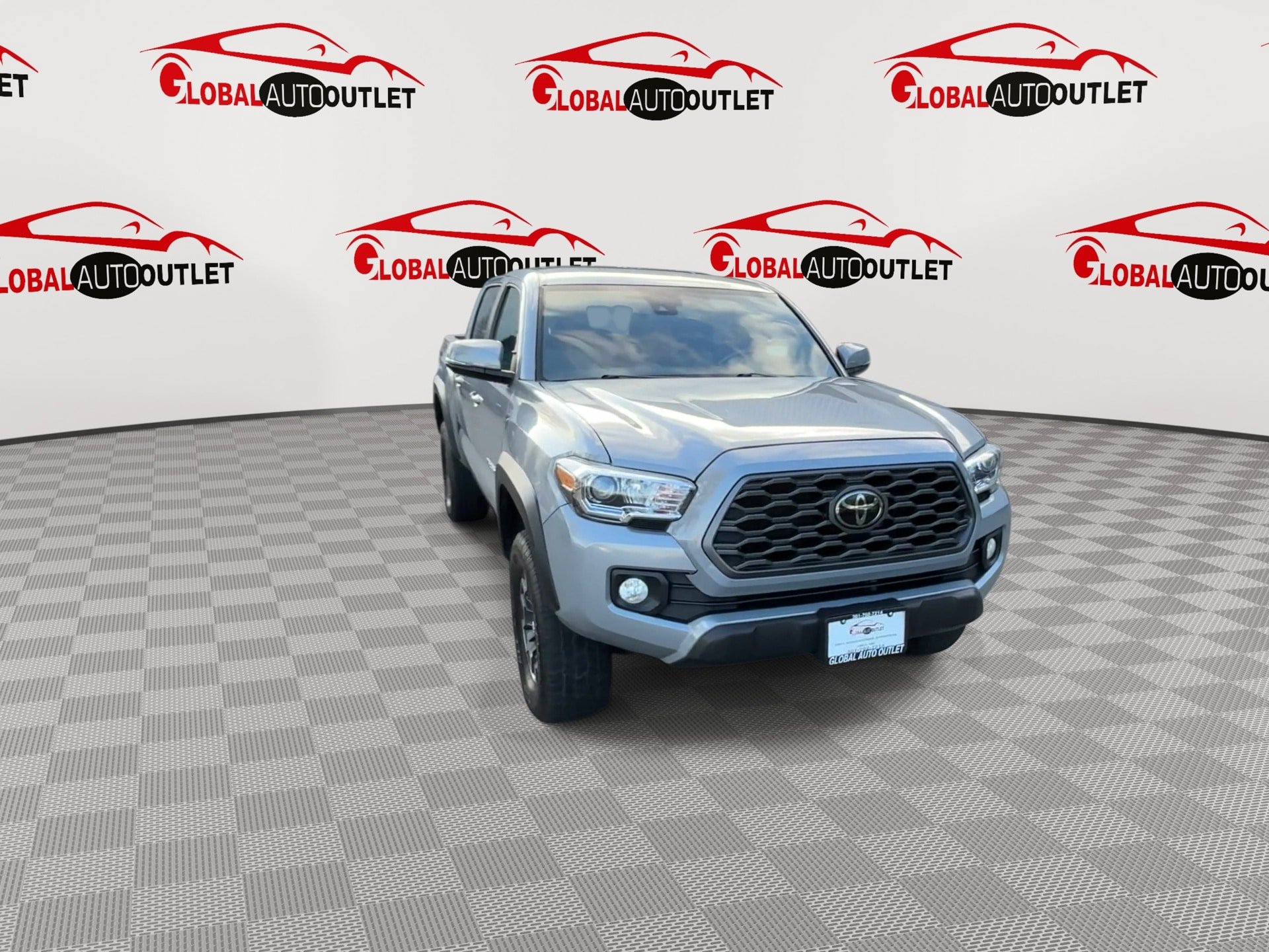 Used 2021 Toyota Tacoma TRD Off-Road AWD/4WD image 3