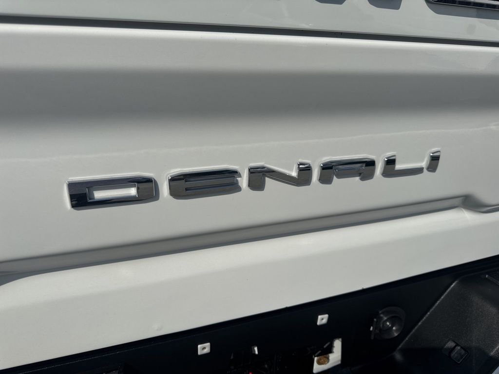 Used 2021 GMC Sierra 2500 Denali w/ Denali Ultimate Package AWD/4WD image 35