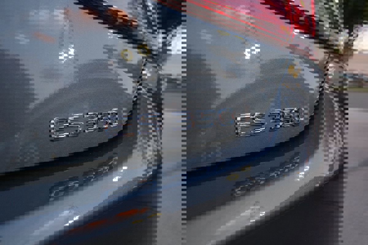 Used 2023 Lexus ES 350 image 43