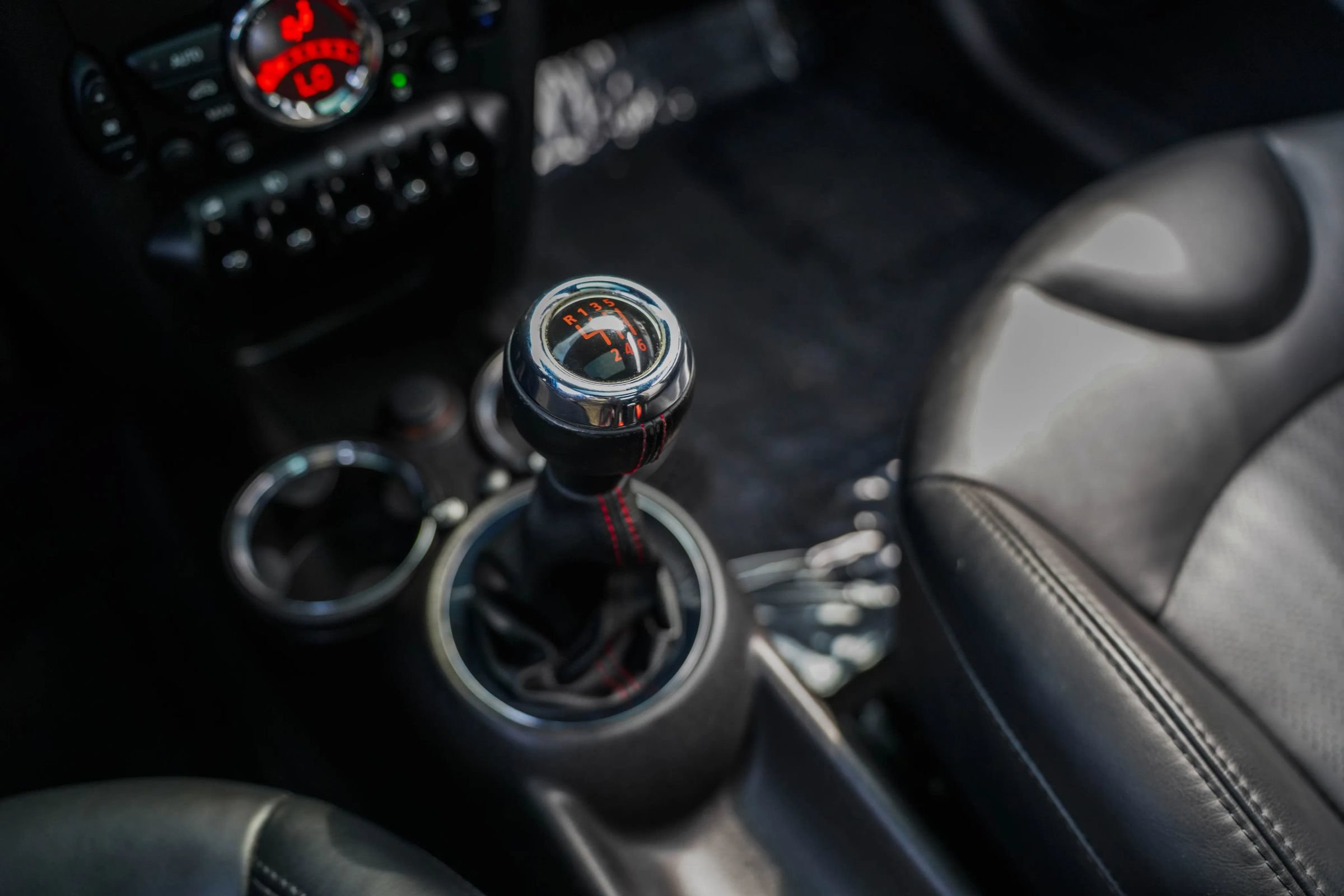 Used 2011 MINI Cooper John Cooper Works FWD image 18