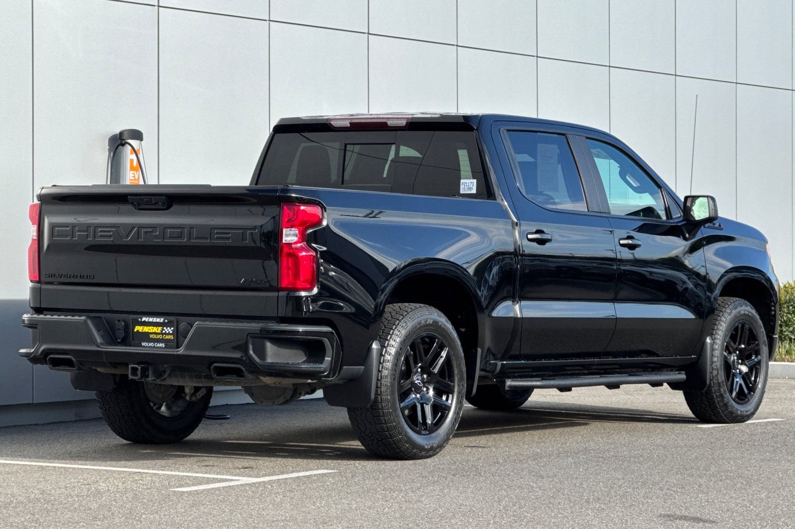 Used 2024 Chevrolet Silverado 1500 RST w/ Convenience Package II image 5