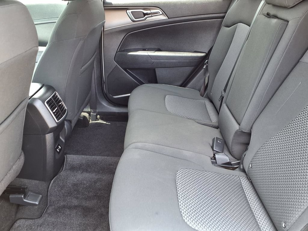 Certified 2026 Kia Sportage LX FWD image 12