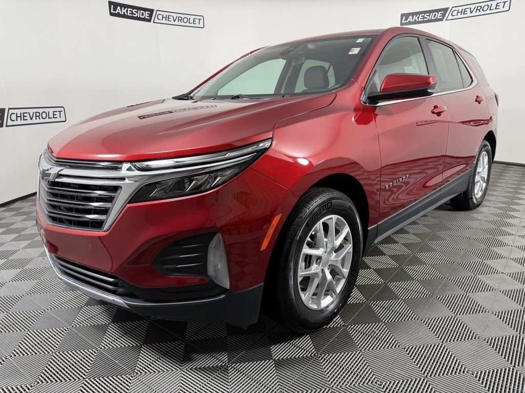 Used 2024 Chevrolet Equinox LT w/ LPO, Floor Liner Package image 2