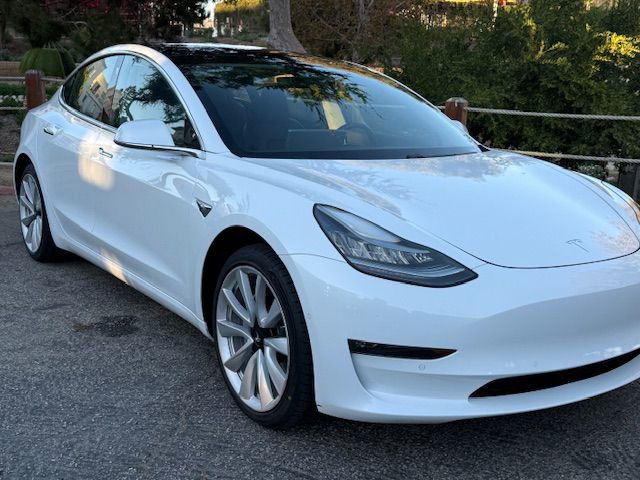 Used 2018 Tesla Model 3 Long Range image 15