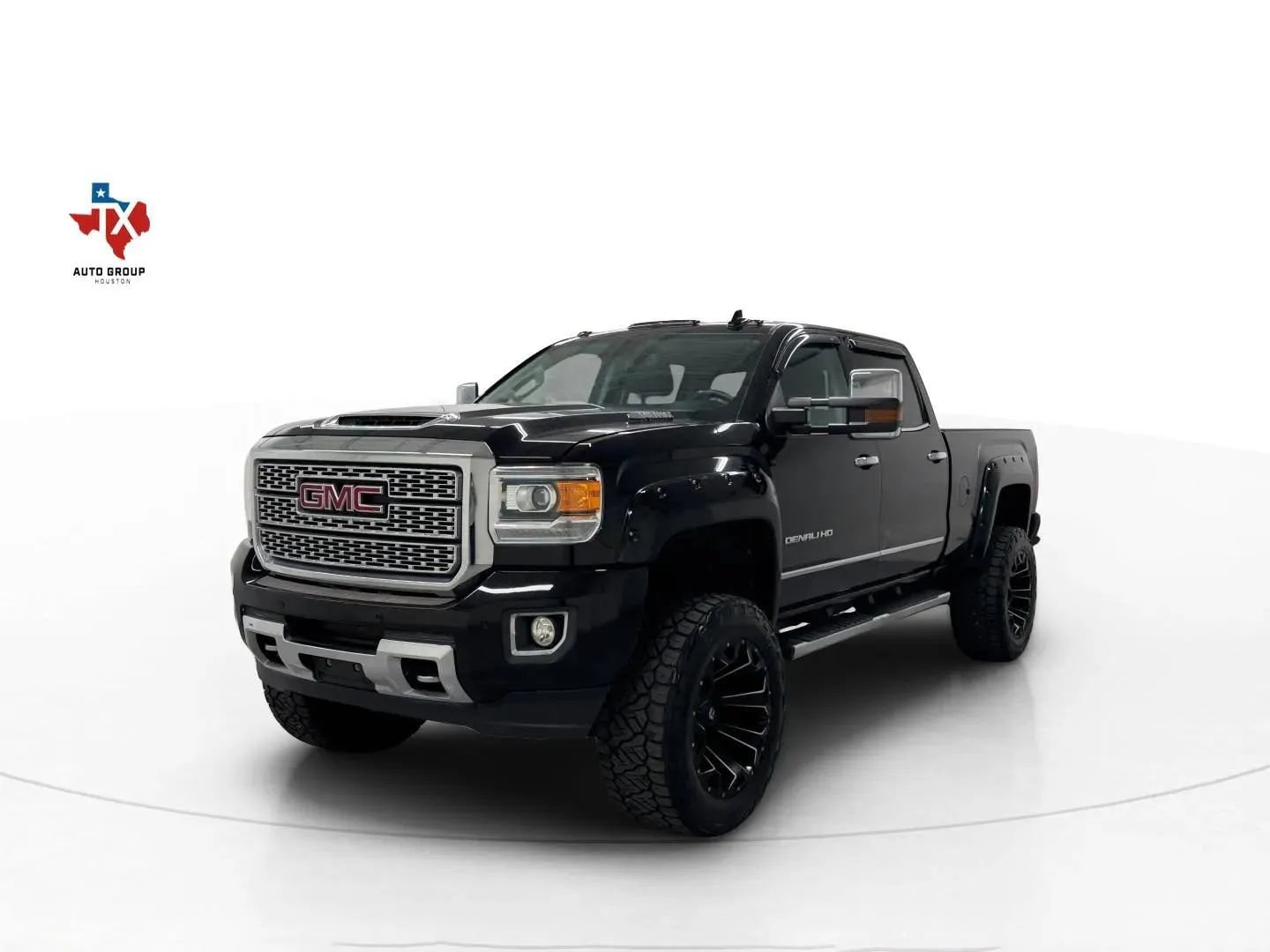 Used 2018 GMC Sierra 2500 Denali w/ Duramax Plus Package AWD/4WD image 55