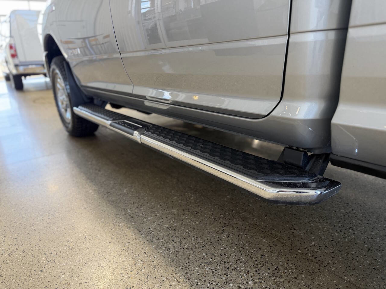 Used 2022 RAM 2500 Tradesman w/ Chrome Appearance Group AWD/4WD image 20