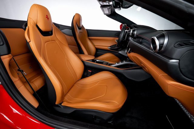 Used 2019 Ferrari Portofino image 52