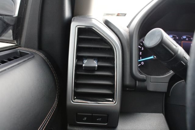 Used 2021 Ford Expedition Platinum AWD/4WD image 9