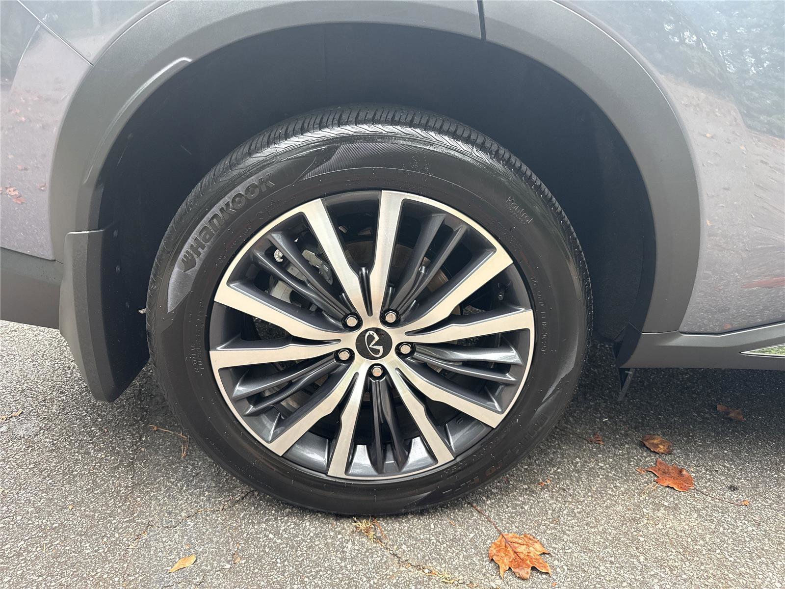 Used 2025 INFINITI QX60 Sensory w/ Vision Package image 25