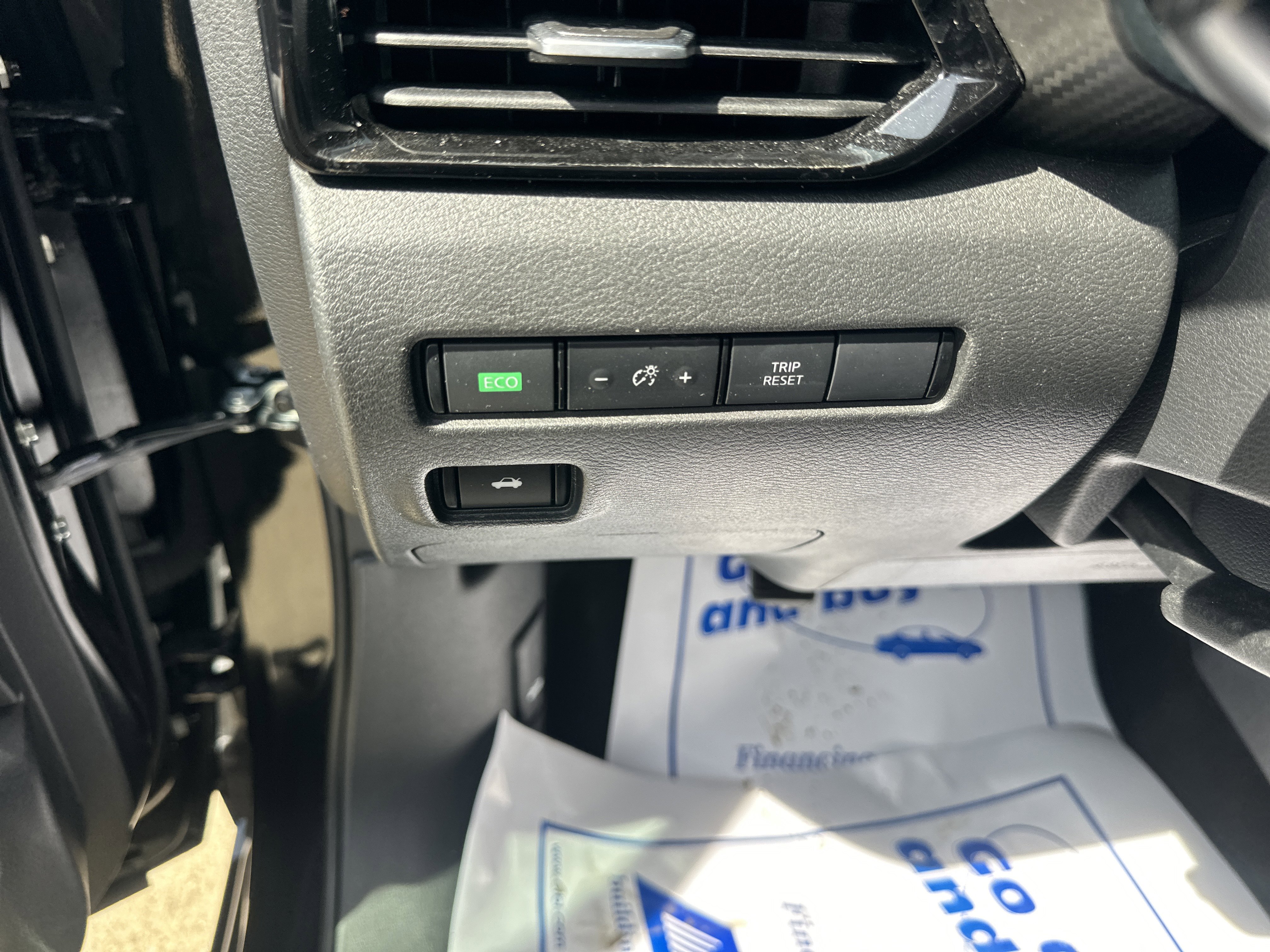 Used 2024 Nissan Sentra SV FWD image 10